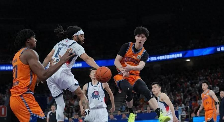 开元体育app-79-84！上海拿赛点，山东差3分错失翻盘